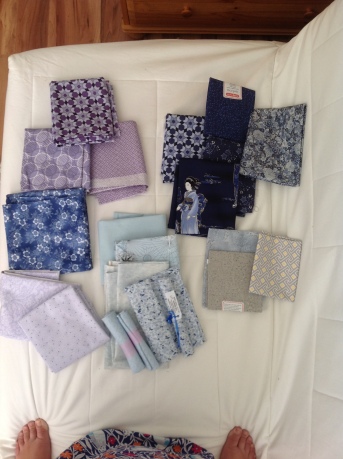 The first of fabric picking wasn' 100% succesful.... at least I have more fun fabric to play with